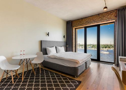 +79633090520 звонок из Docklands aparthotel