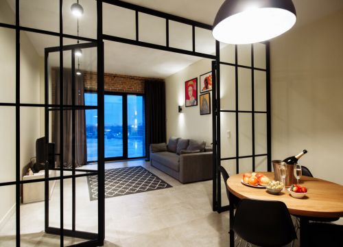 +79633090520 звонок из Docklands aparthotel