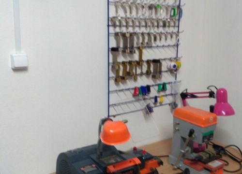 +79660884700 звонок из Ателье Ирина