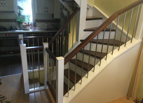 +79780681890 звонок из Фабрика Лестниц Опора