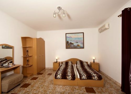 +79788450901 звонок из Амели