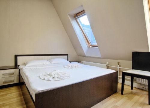 +79856131208 звонок из Sanriz Hotel