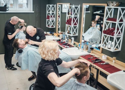 +79856251844 звонок из Барбершоп Borodach