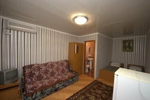 +79881383128 звонок из Cottage Turgeneva 98 B